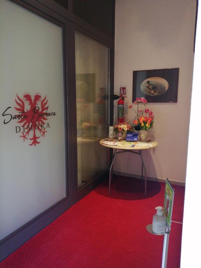 Dimora Santa Barbara Hotel แฟร์รารา ภายนอก รูปภาพ